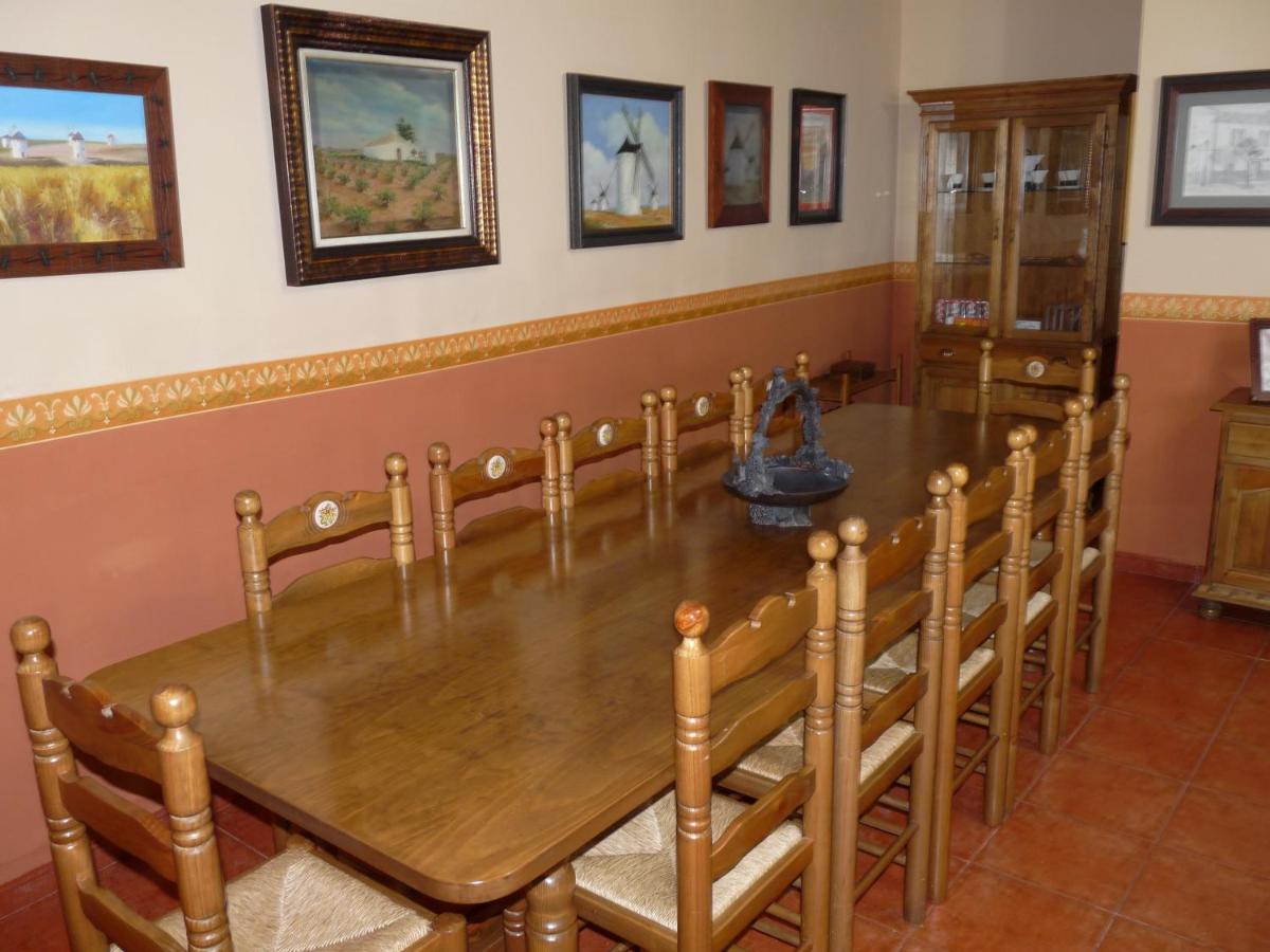 Casa Rural Quijote Y Sancho Argamasilla de Alba Exterior foto